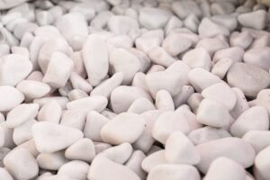 30/60 GALETS MARBRE BLANC